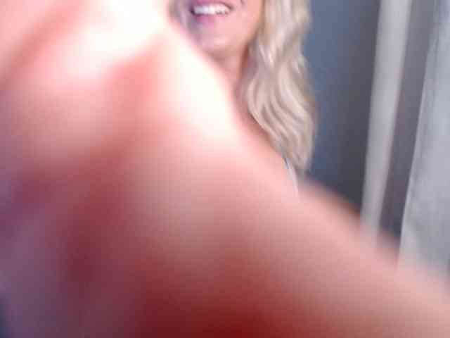 kellywildnnout