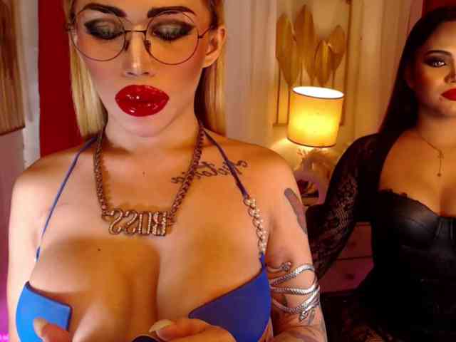 PowerPupCouple Live Webcam on BongaCams