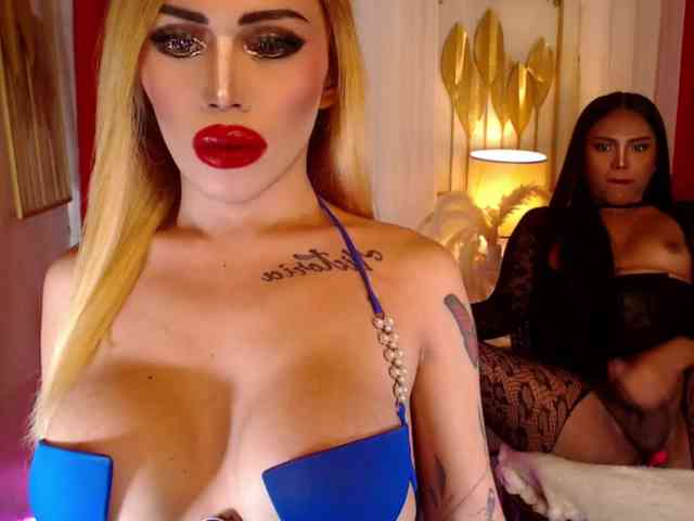 PowerPupCouple Live Webcam on BongaCams