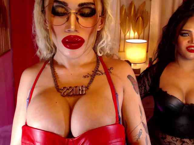 PowerPupCouple Sex Cam Show