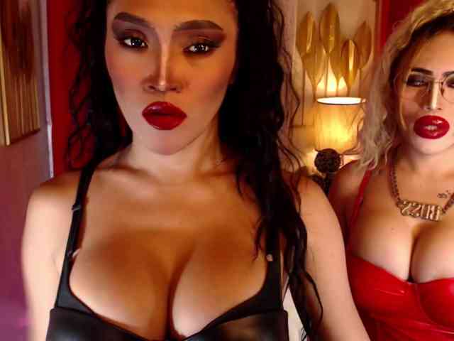 PowerPupCouple Live Webcam on BongaCams