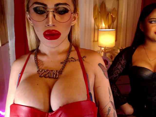 PowerPupCouple Live Webcam on BongaCams