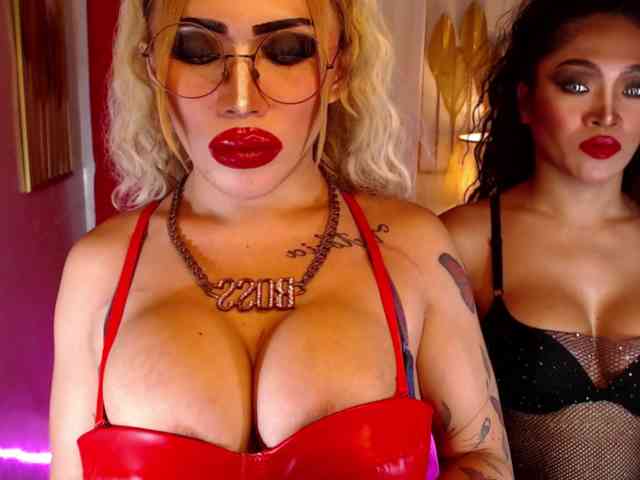 PowerPupCouple Live Webcam on BongaCams