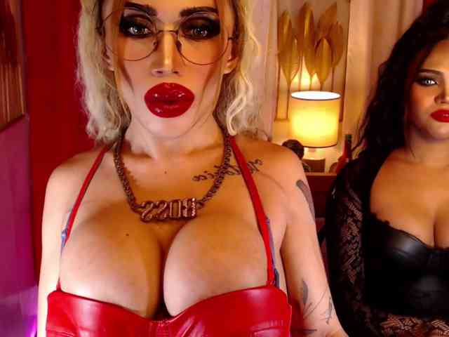 PowerPupCouple Sex Cam Show