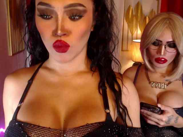 PowerPupCouple Live Webcam on BongaCams