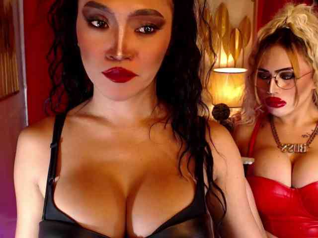 PowerPupCouple Live Webcam on BongaCams