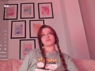 Pamela-Velvet Porn Show