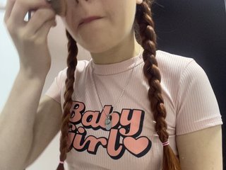 Pamela-Velvet Porn Show