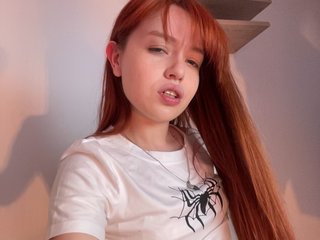 Pamela-Velvet Porn Show
