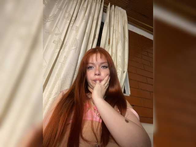 Pamela-Velvet's BongaCams show and profile