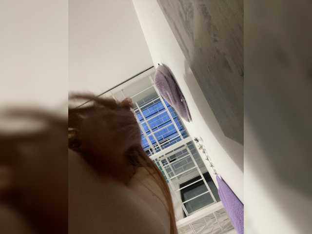 Pamela-Velvet live cam