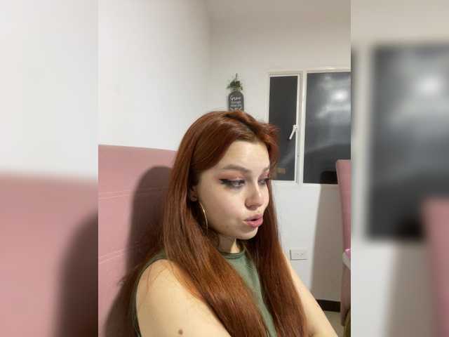 Pamela-Velvet live cam