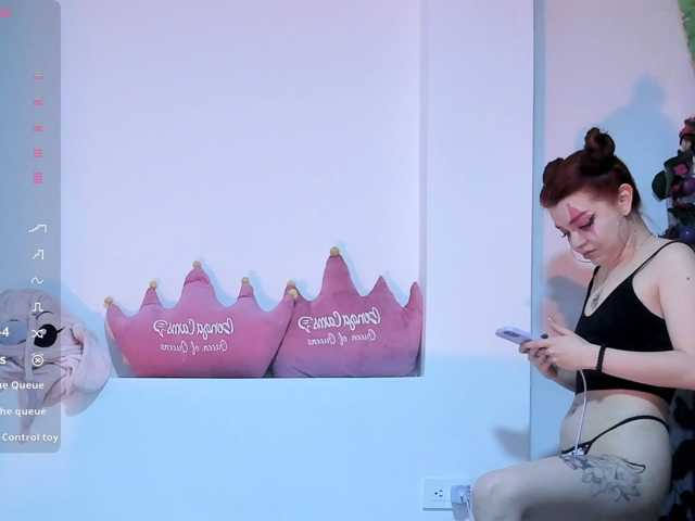 Pamela-Velvet live cam on BongaCams