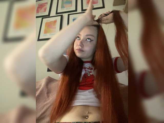 Pamela-Velvet live webcam show