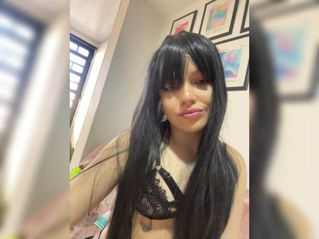 Pamela-Velvet live webcam show