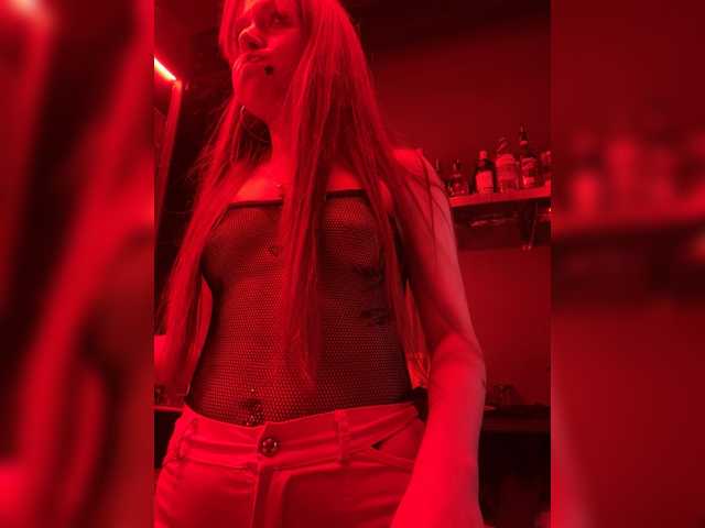 pamela-velvet cam belle