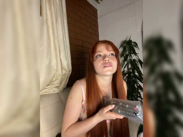 Pamela-Velvet's BongaCams show and profile