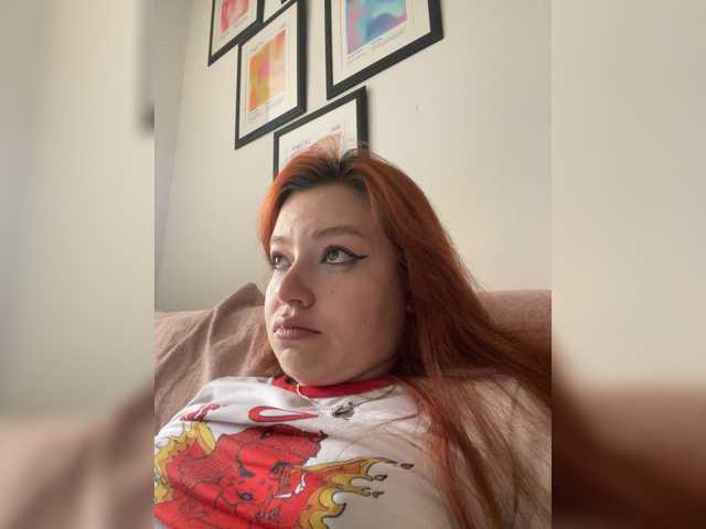 Pamela-Velvet live webcam show
