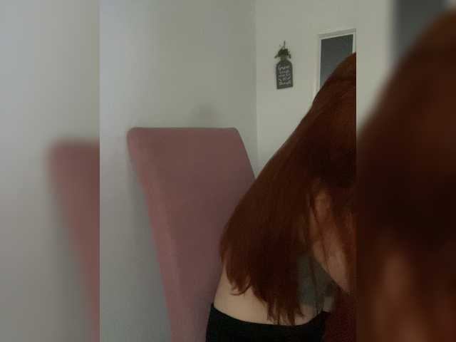 Pamela-Velvet live cam