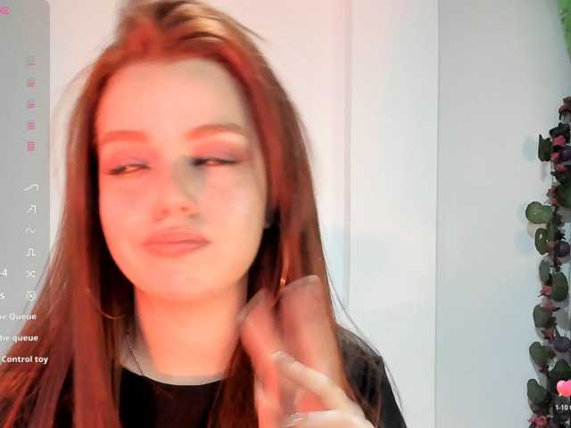 Pamela-Velvet live cam