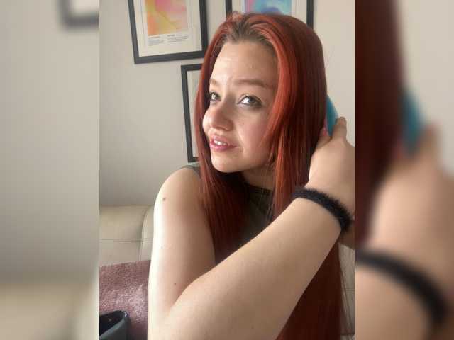 Pamela-Velvet live webcam show