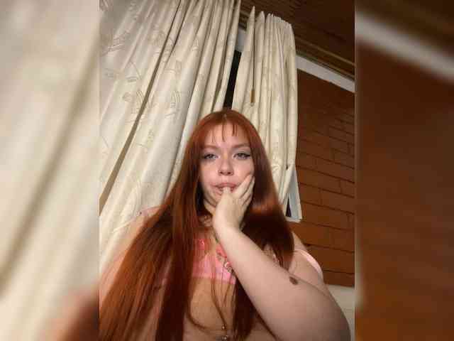 Pamela-Velvet webcam