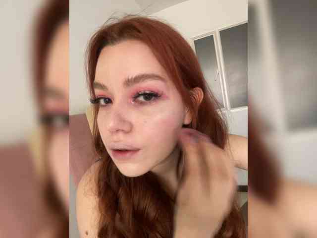 Pamela-Velvet webcam