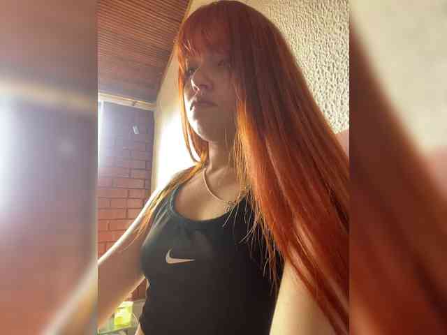 Pamela-Velvet webcam