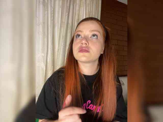 Pamela-Velvet webcam