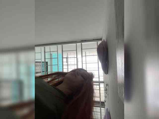 Pamela-Velvet webcam