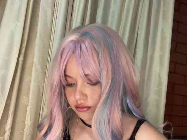 Pamela-Velvet webcam