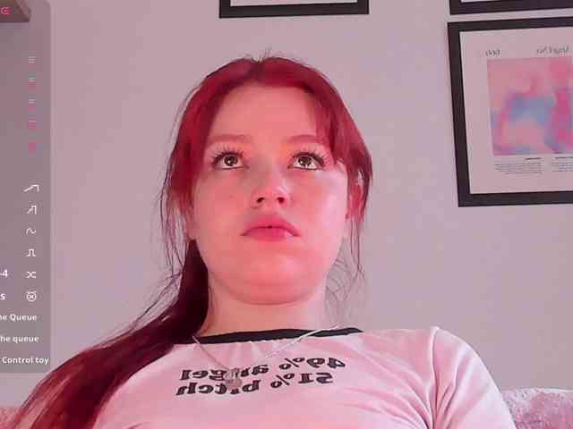 Pamela-Velvet Pamela-Velvet