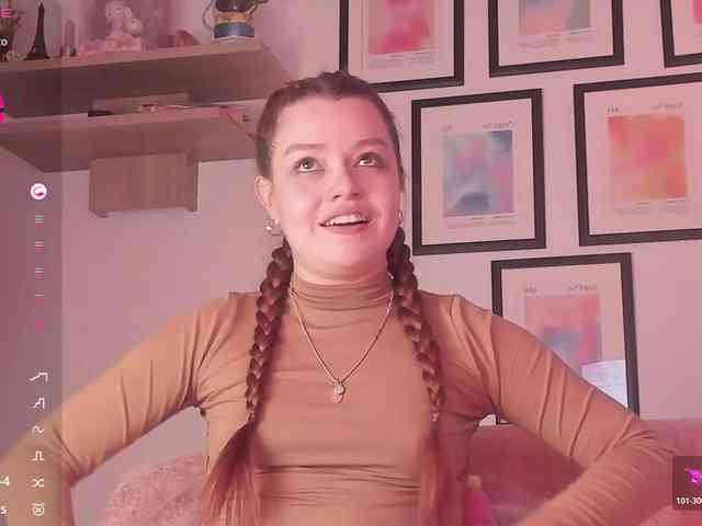 Pamela-Velvet webcam