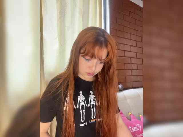 Pamela-Velvet webcam