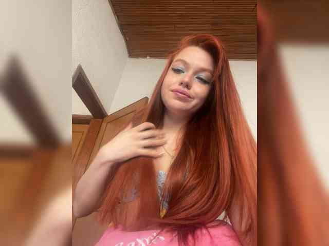 Pamela-Velvet webcam