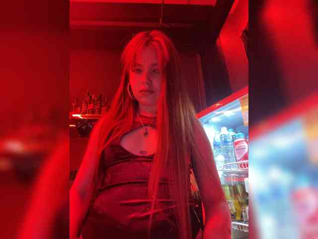 Pamela-Velvet Pamela-Velvet