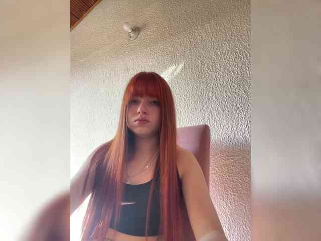 Pamela-Velvet webcam