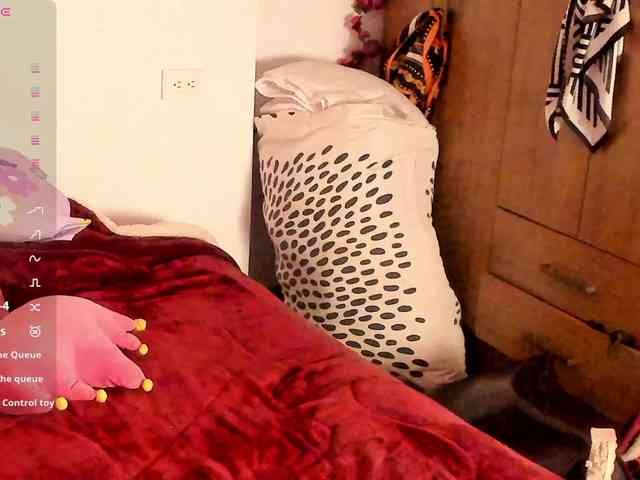 Pamela-Velvet webcam