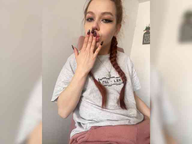 Pamela-Velvet Pamela-Velvet