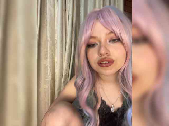 Pamela-Velvet webcam