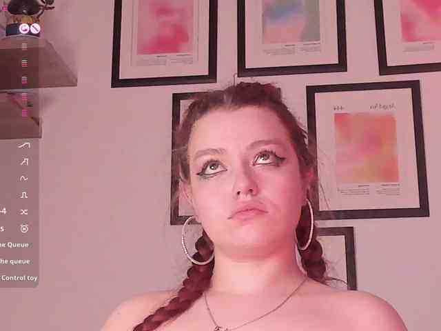 Pamela-Velvet webcam