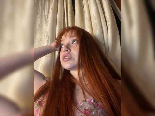 Pamela-Velvet webcam