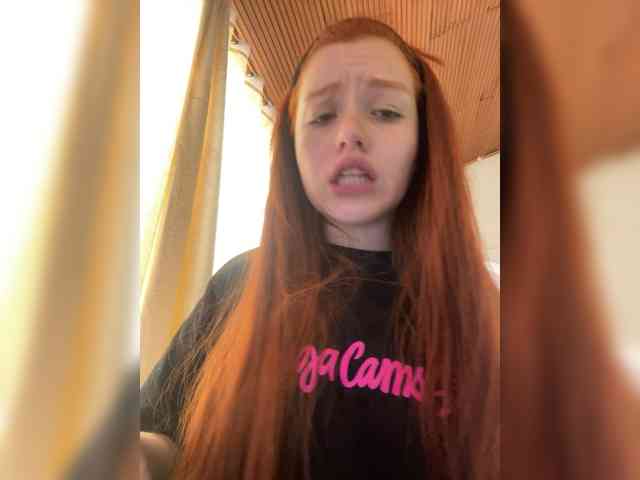 Pamela-Velvet webcam