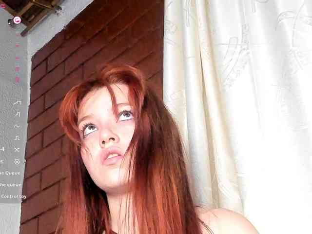 Pamela-Velvet webcam