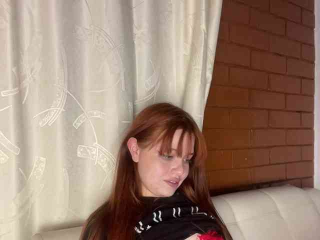 Pamela-Velvet webcam