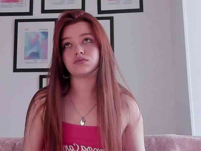 Pamela-Velvet webcam