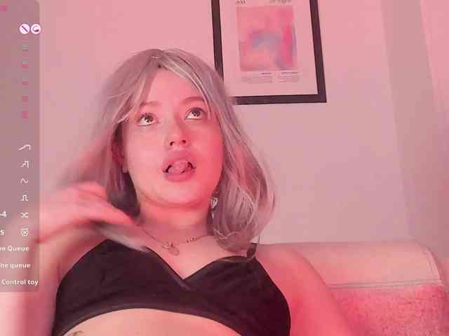Pamela-Velvet webcam