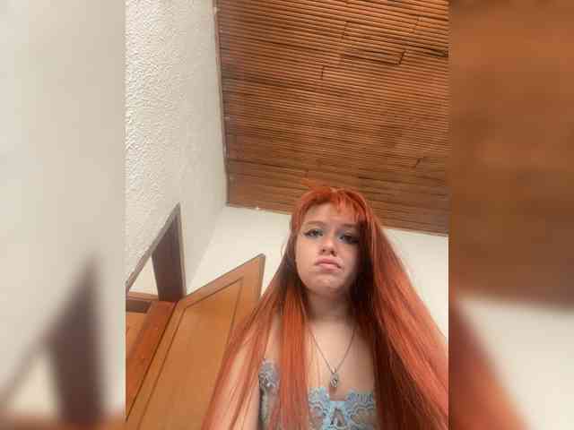 Pamela-Velvet webcam