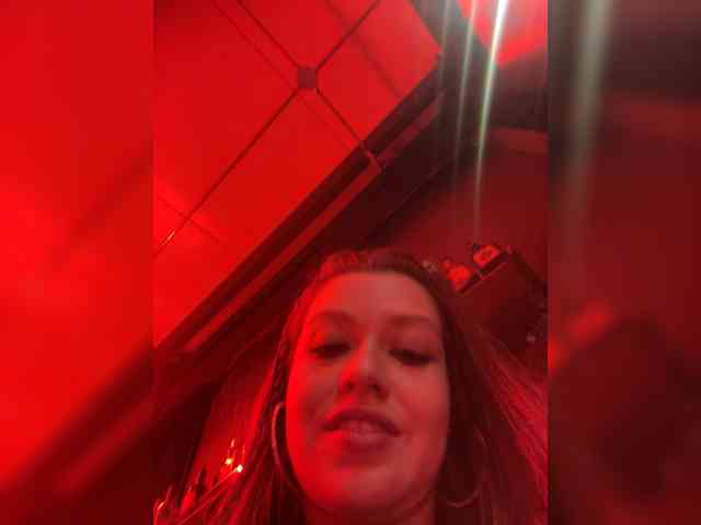 Pamela-Velvet webcam