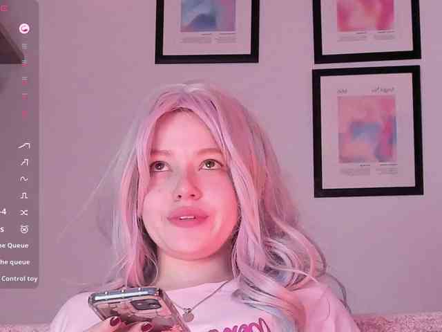 Pamela-Velvet webcam